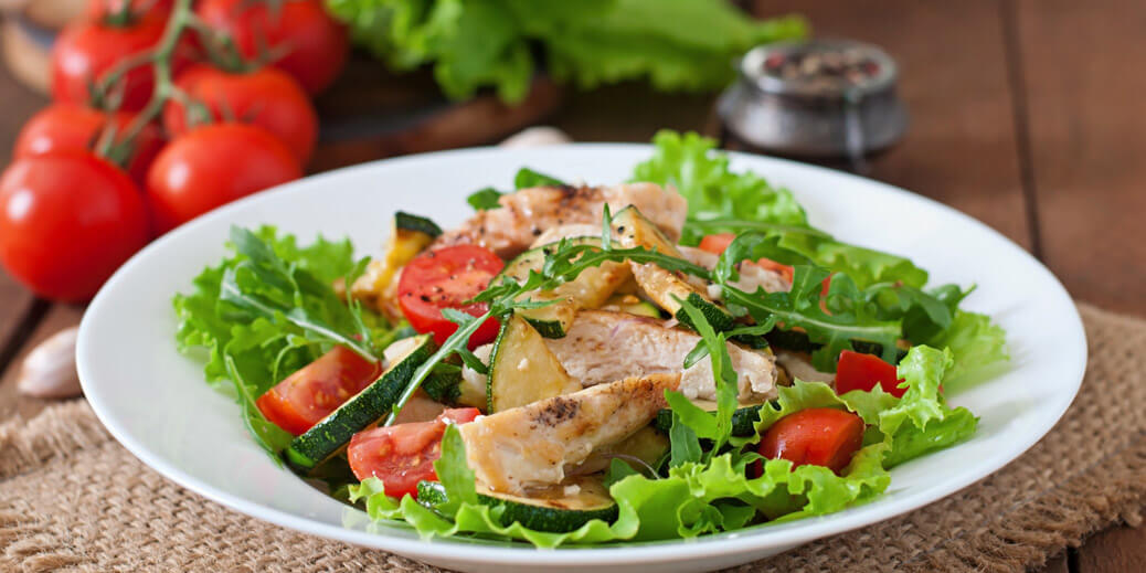 bajar de peso ensalada pollo